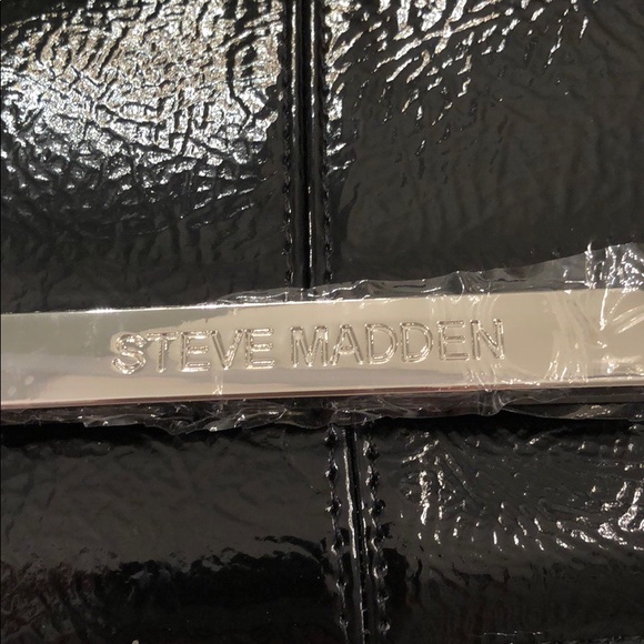 NWT Black Steve Madden Wallet with key chain - Picture 4 of 8